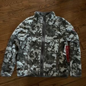 Canada weather gear Sherpa women’s jacket size lg camo